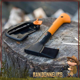 Hachette à fendre Bushcraft X7 Fiskars et randonnée légère pour le bivouac en foret